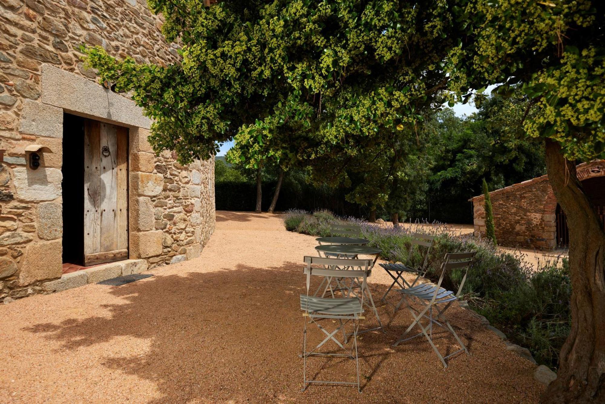 Masia Torre Lloreta S.Xiii 칼론제 외부 사진